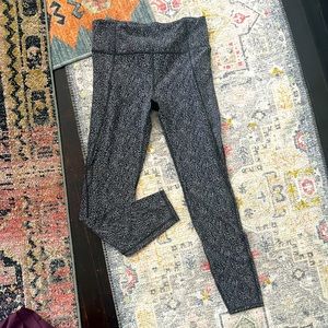 Athleta Lighting static 7/8 tights LT Large Tall